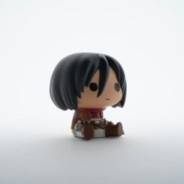 ATTACK ON TITAN - Mini-Tirelire - Chibi Mikasa - 13cm
