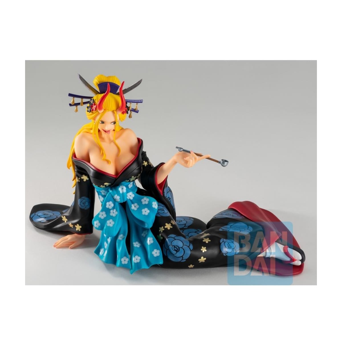 ONE PIECE - Black Maria - Figurine Girls Collection Ichibansho 13cm